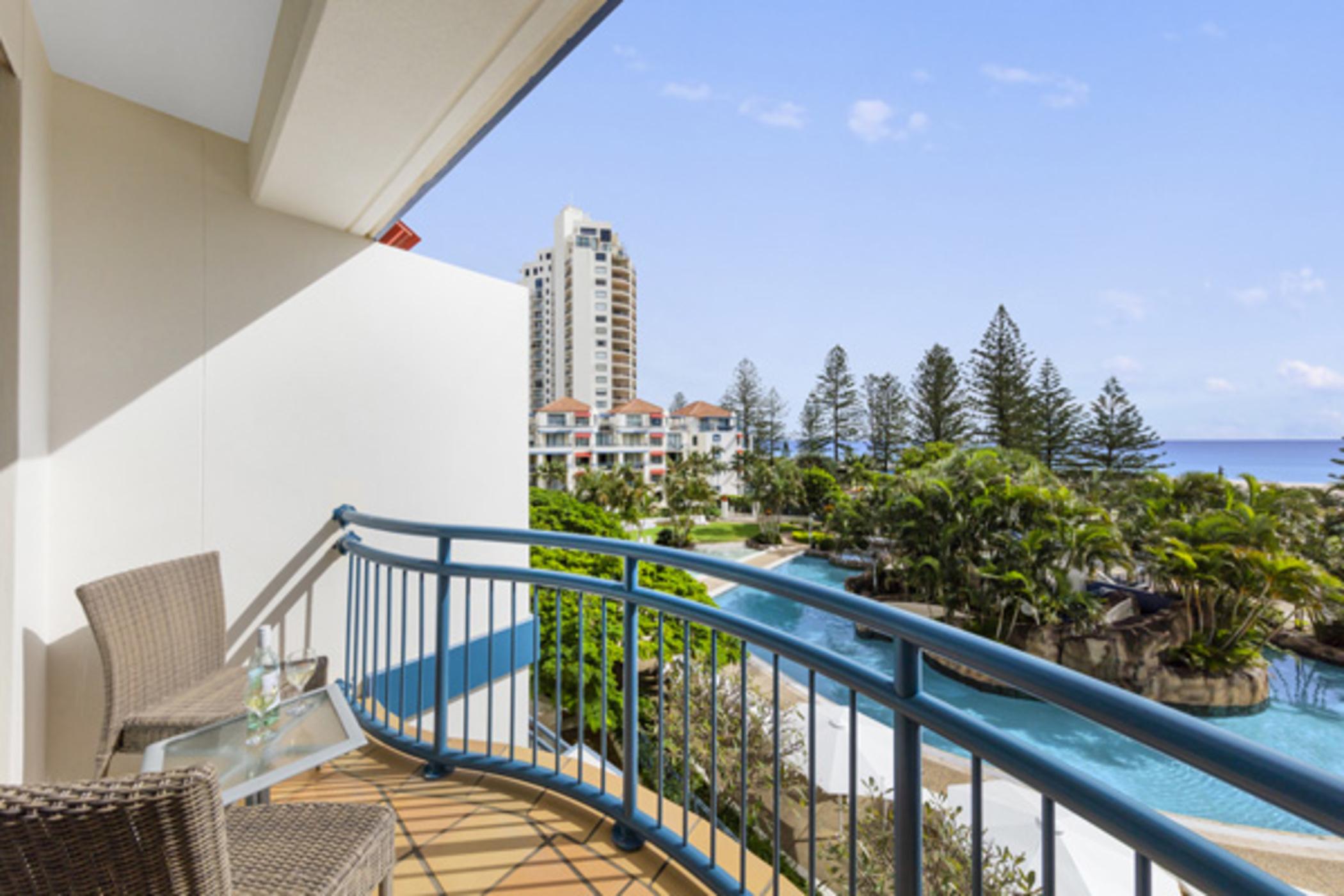 Oaks Gold Coast Calypso Plaza Suites Exterior foto